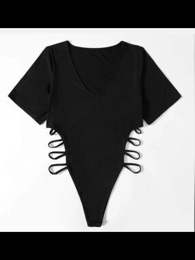 SHEIN Black Side Loop V-Neck Bodysuit